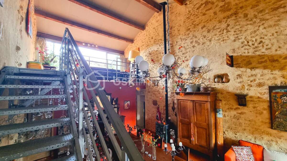 Maison à VERS-PONT-DU-GARD