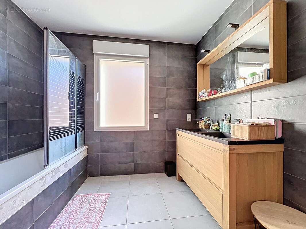 Maison à LORRY-MARDIGNY