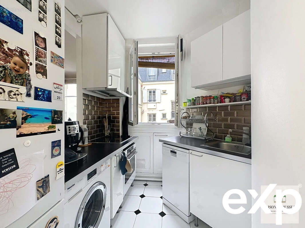 Appartement à PARIS-12E