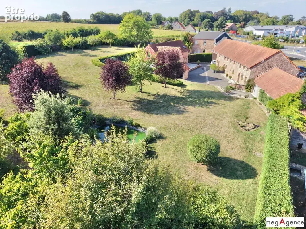 Ensemble immobilier, 4 logements et un bois - photo 5