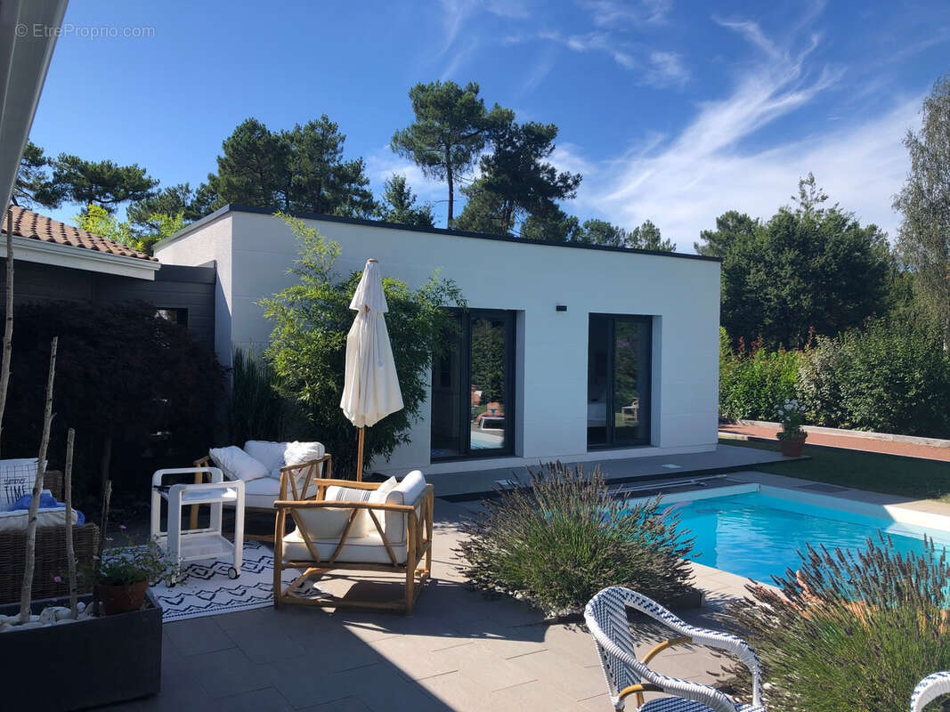 Maison à GUJAN-MESTRAS