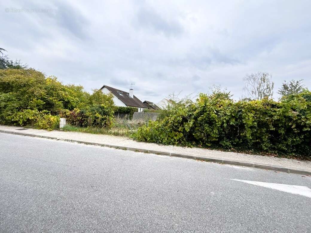 Terrain à VERNOUILLET