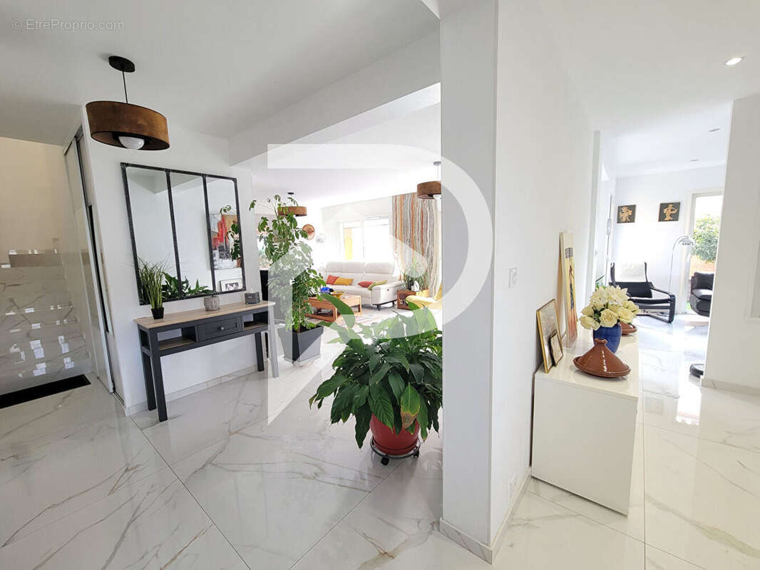 Maison à LATOUR-BAS-ELNE