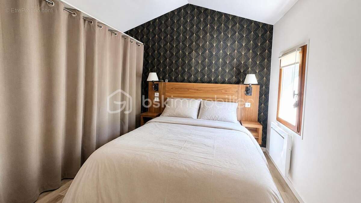 ACHAT d'une  Maison rénovée avec charme, jardin, terrasse et garage 2 Chambres à Mazaugues 83136 proche centre - photo 8