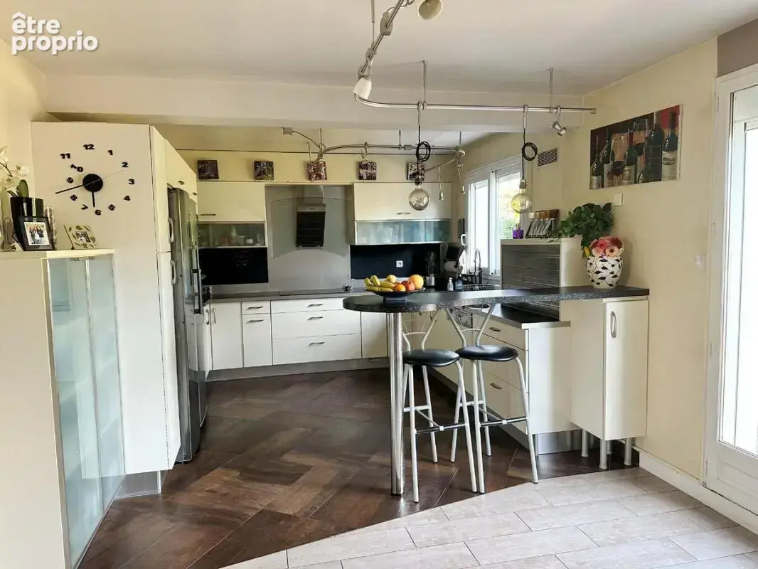 Maison 8 pièces 198 m² à vendre à Montesson (78360) - photo 4