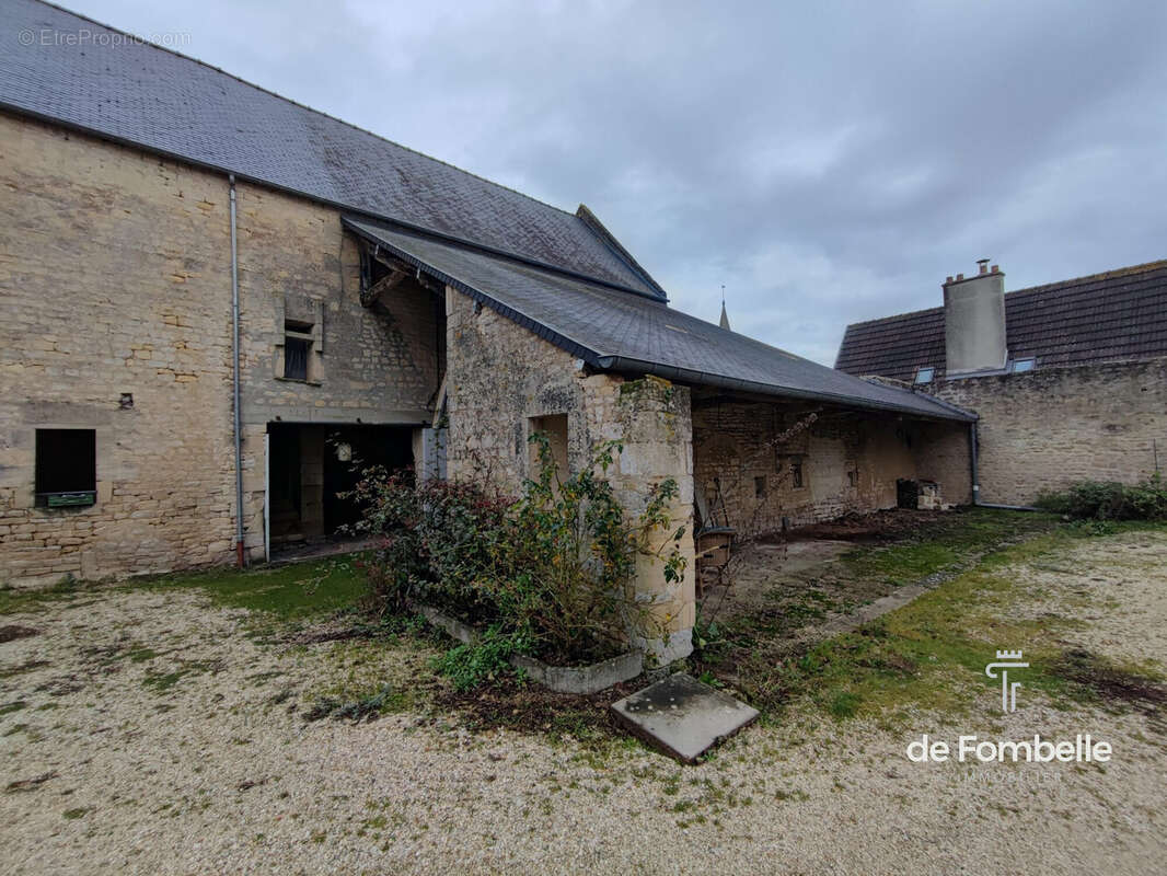 Maison à PUTOT-EN-BESSIN