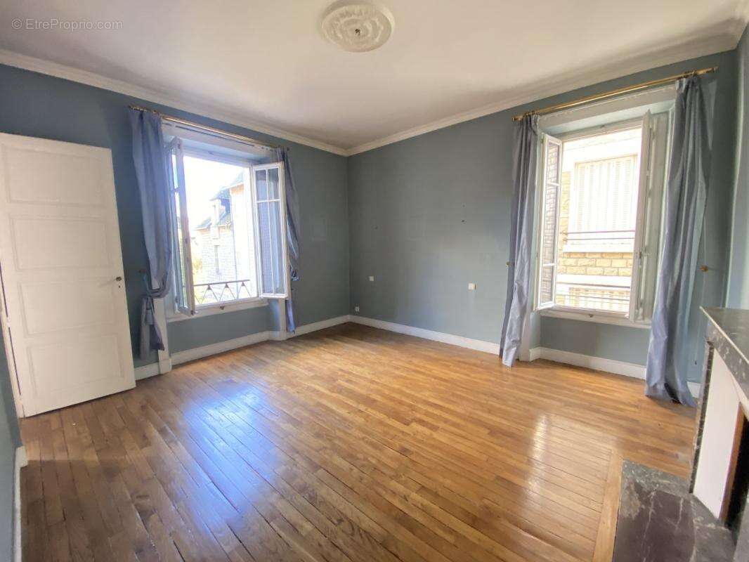 Appartement à BRIVE-LA-GAILLARDE