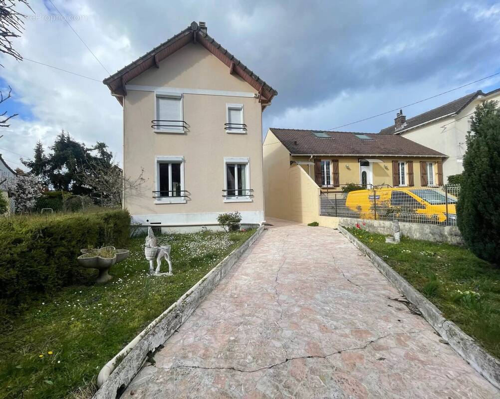 Maison à MONTFERMEIL
