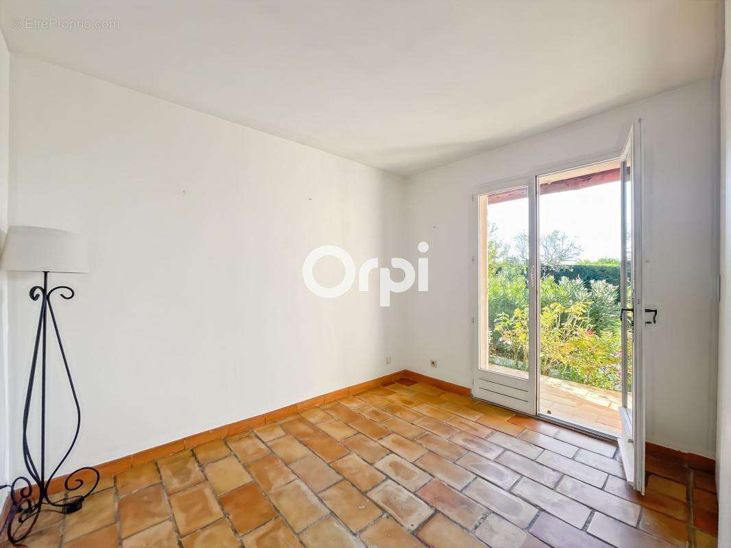 Maison à ROQUEVAIRE