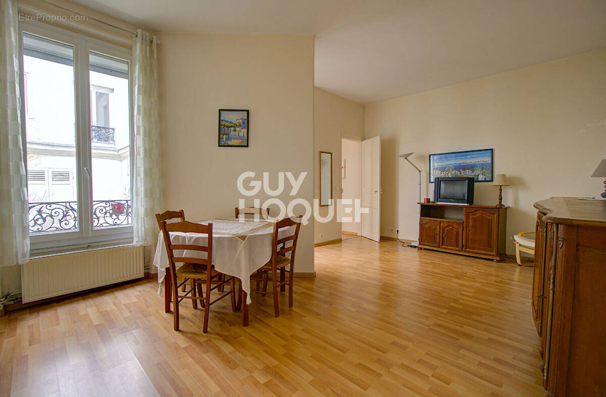 Appartement à PARIS-20E