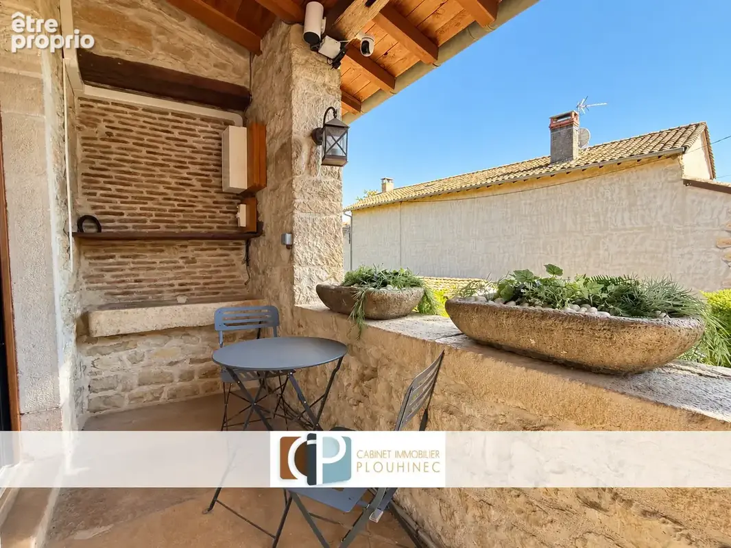 Sancé   Maison ancienne entièrement rénovée avec jardin arboré - photo 13