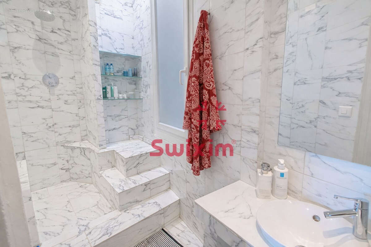 Appartement à PARIS-11E