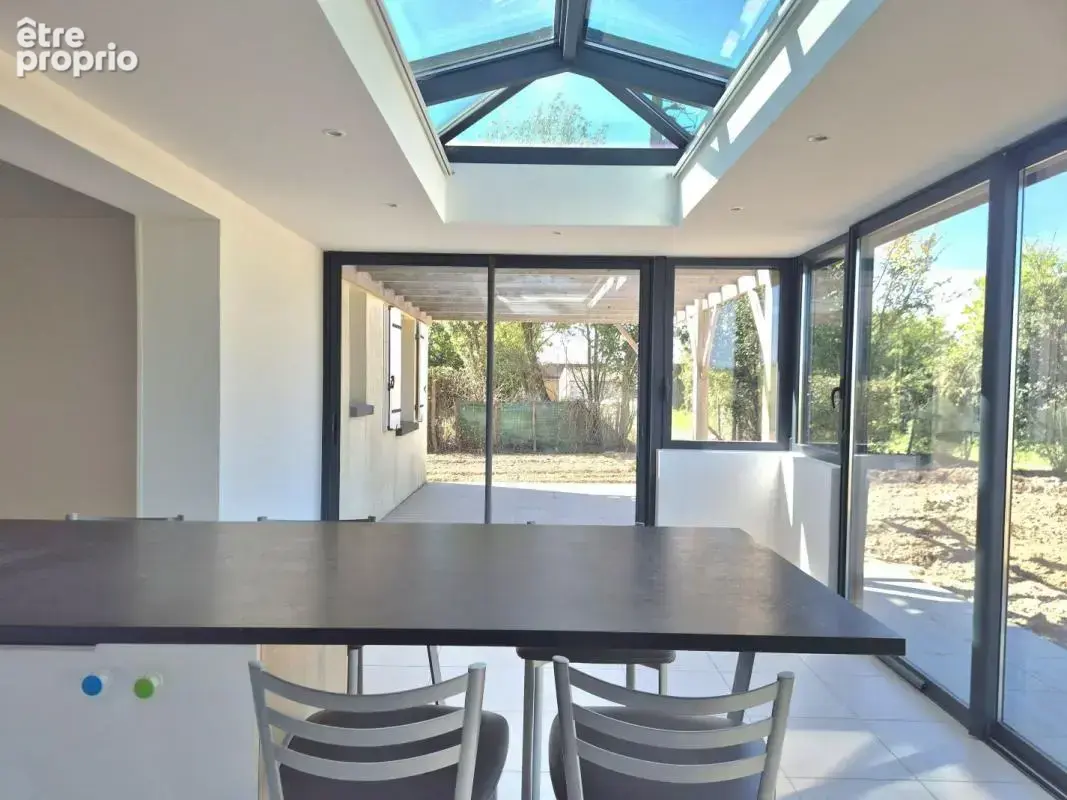 Maison 5 pièces 117 m² à vendre à Saint-Mathurin (85150) - photo 4