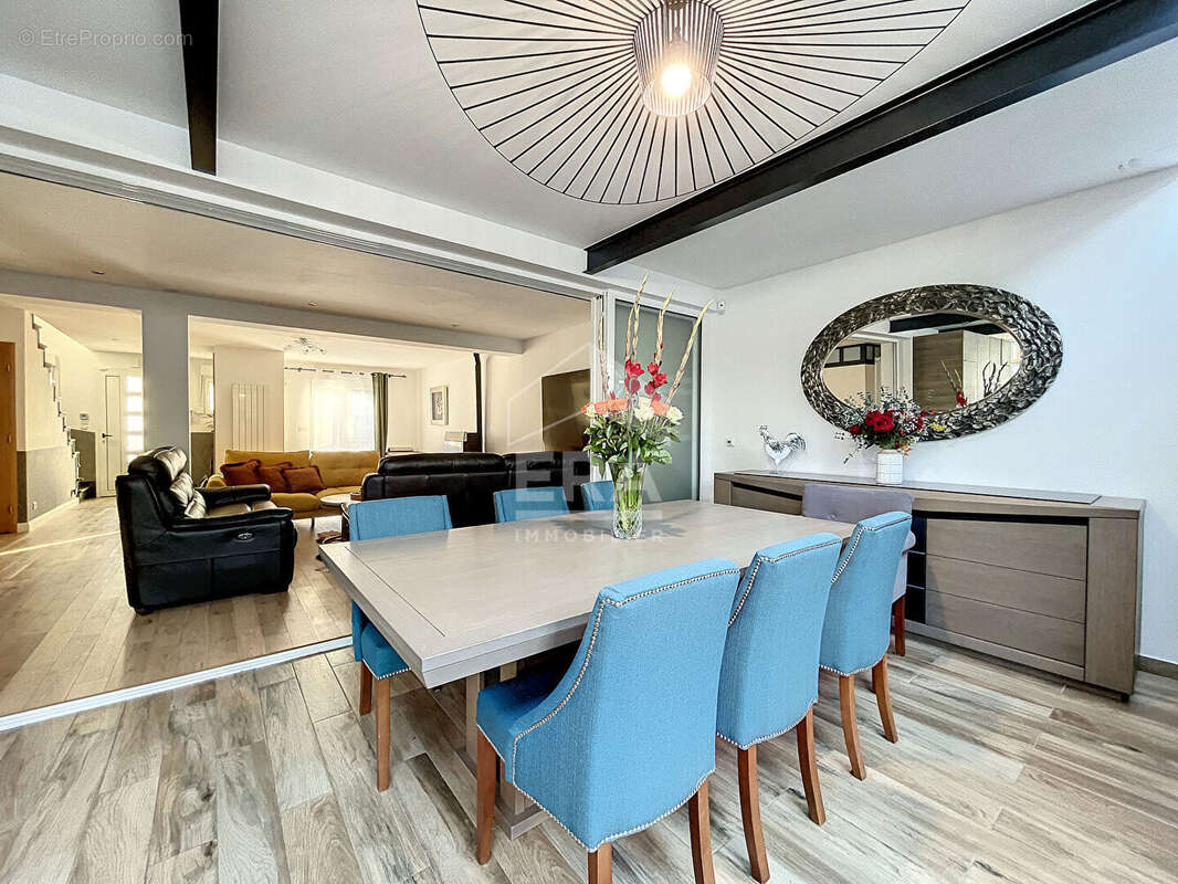 Maison à CHAUMONTEL