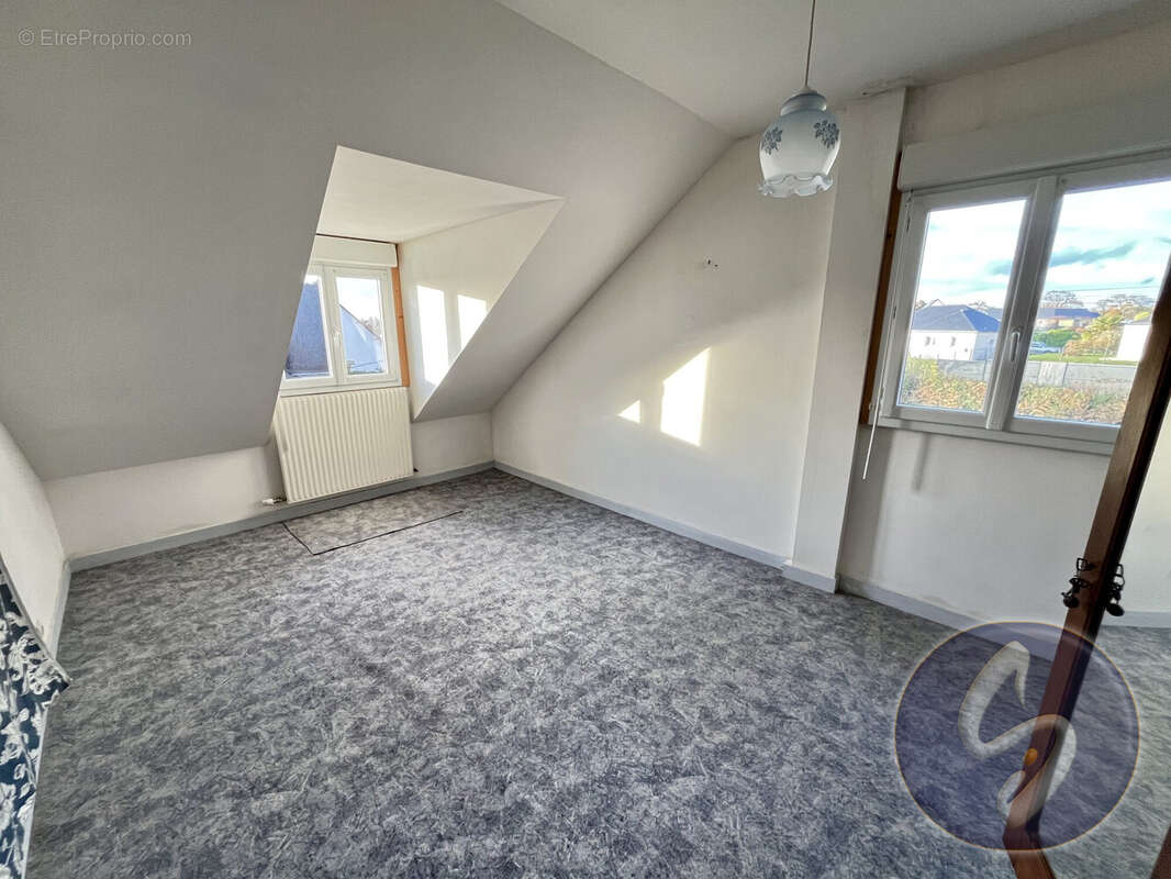 Maison à SAINT-MARCEL