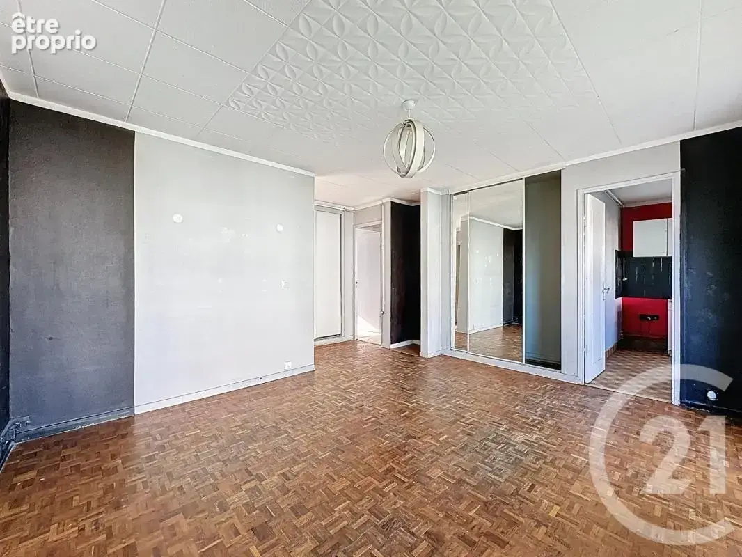 Appartement 65 m² à Venissieux  - photo 4
