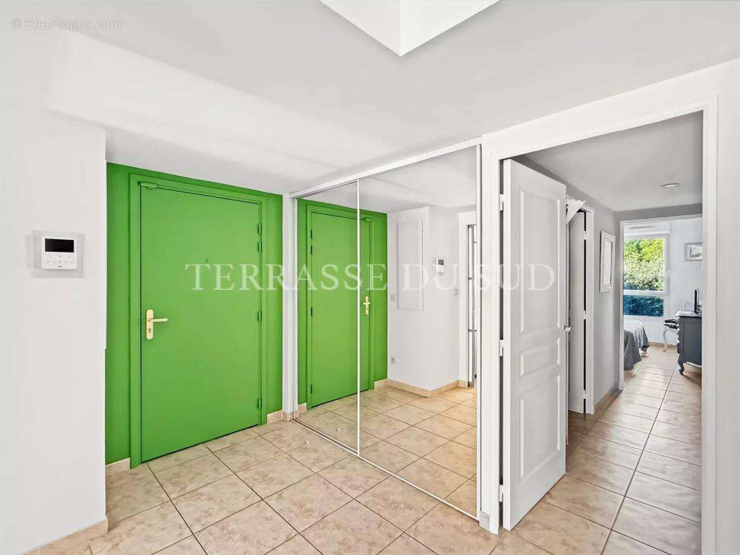 Appartement à MARSEILLE-8E