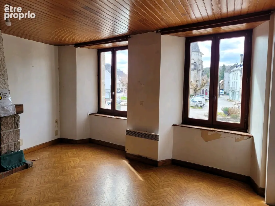 Appartement 8 pièces 120 m² à vendre à Champs-Sur-Tarentaine-Marchal (15270) - photo 2