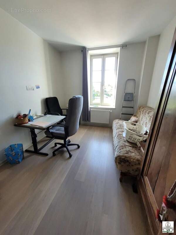 Appartement à CUISERY