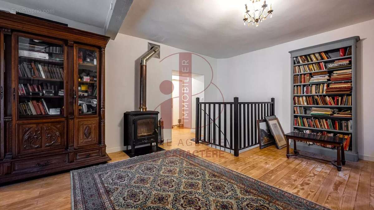 Maison à FONTAINEBLEAU