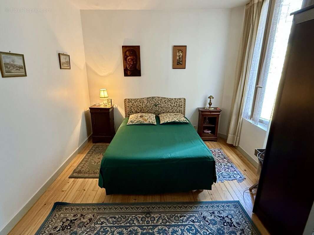 Maison à SAINTE-FOY-LA-GRANDE