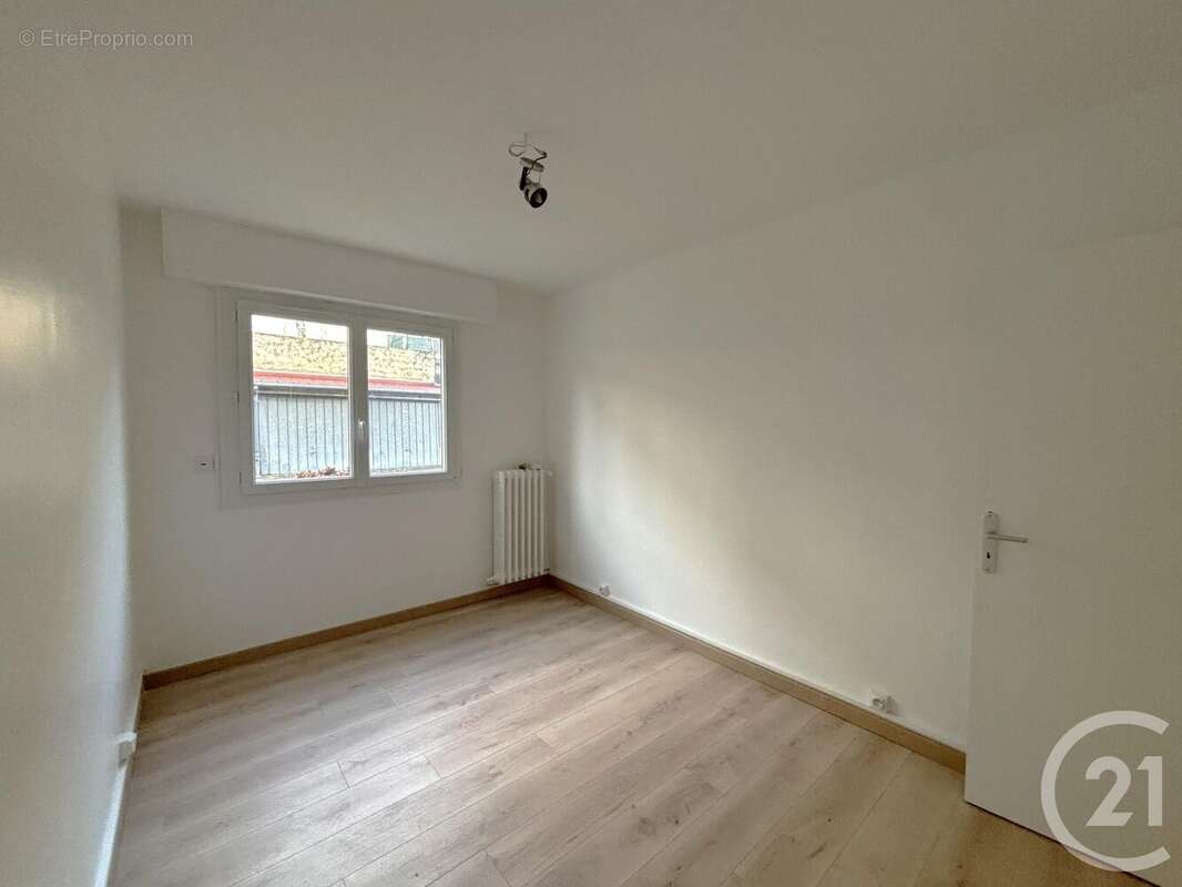 Appartement à THORIGNY-SUR-MARNE