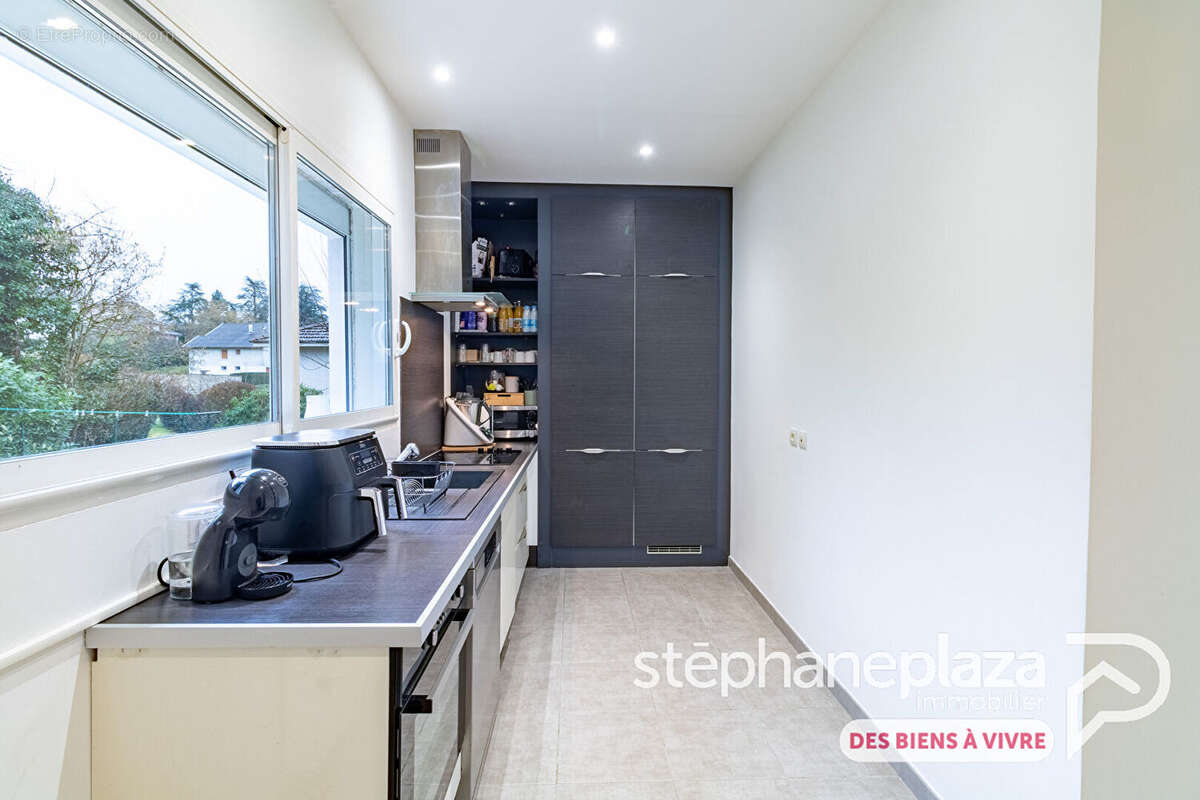 Appartement à CEYZERIAT