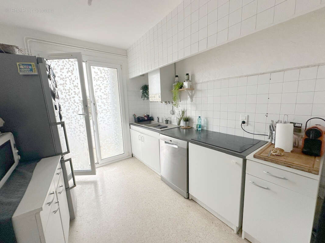 Appartement à LATTES