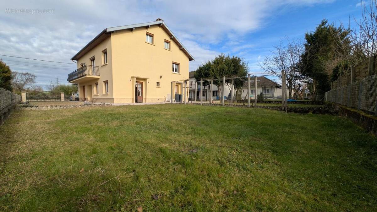 Photo 1 - Maison à BOURG-EN-BRESSE