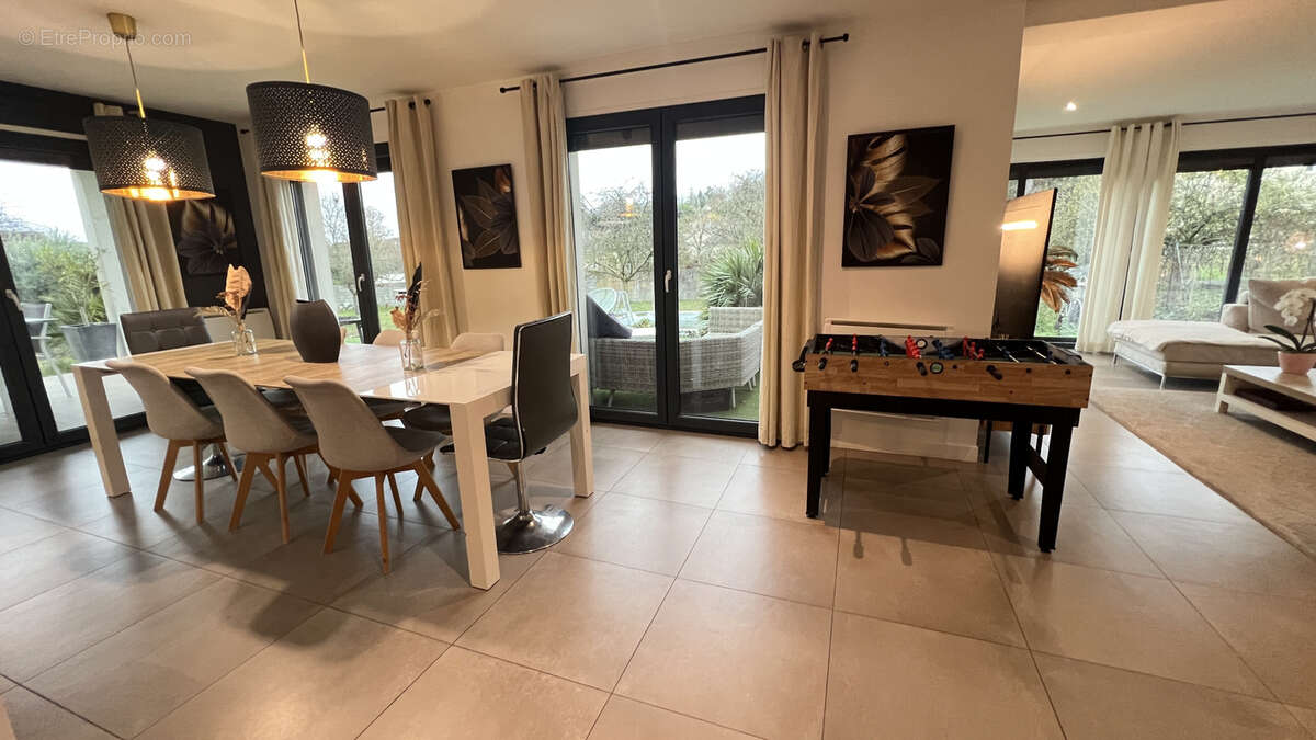 Maison à CHAMPCUEIL