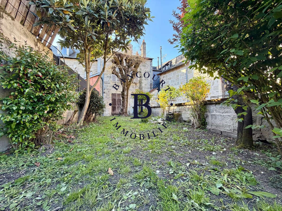 Maison à BRIVE-LA-GAILLARDE