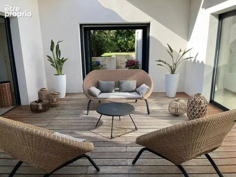 Maison 164 m² à Saint-Jean-De-Vedas  - photo 6