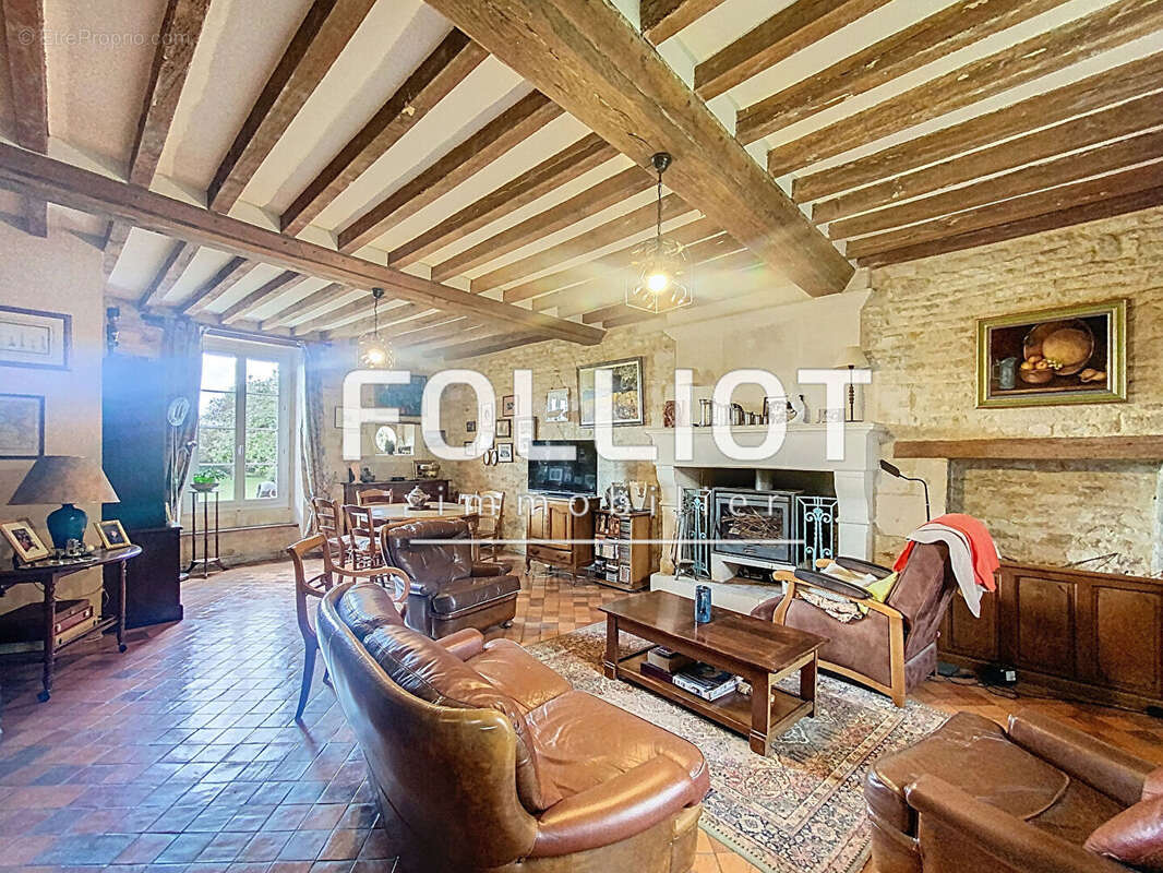 Maison à CESNY-BOIS-HALBOUT