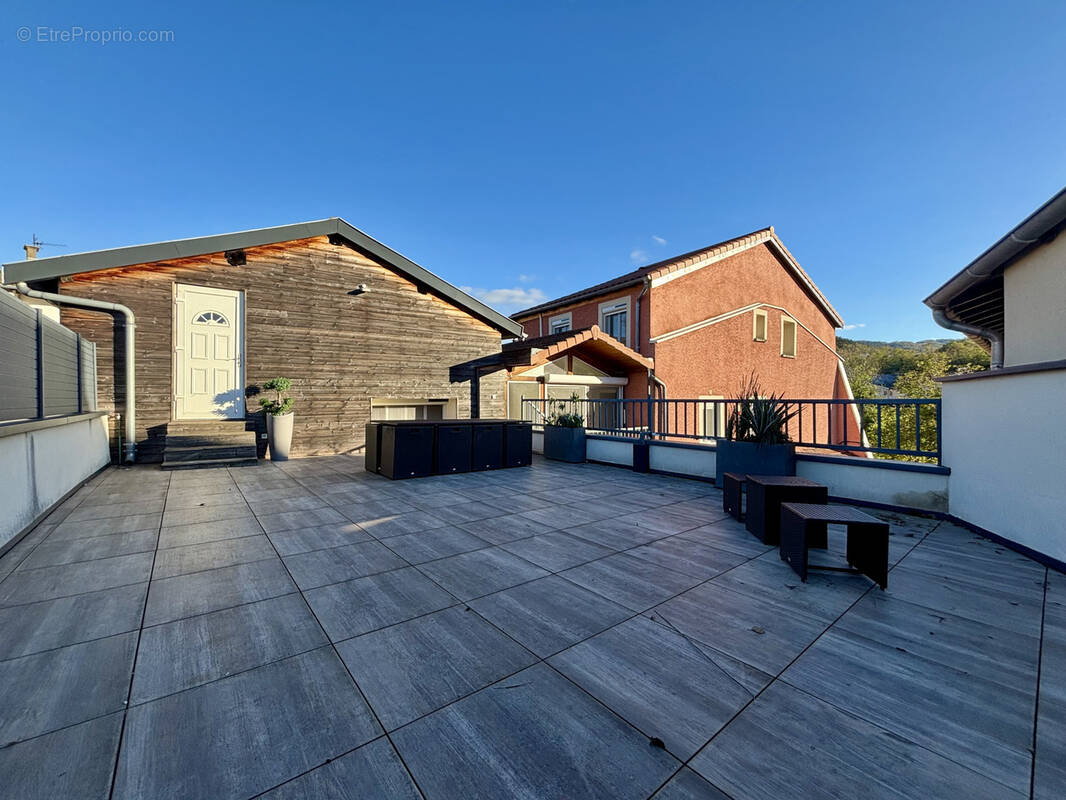 Maison à PONTCHARRA-SUR-TURDINE