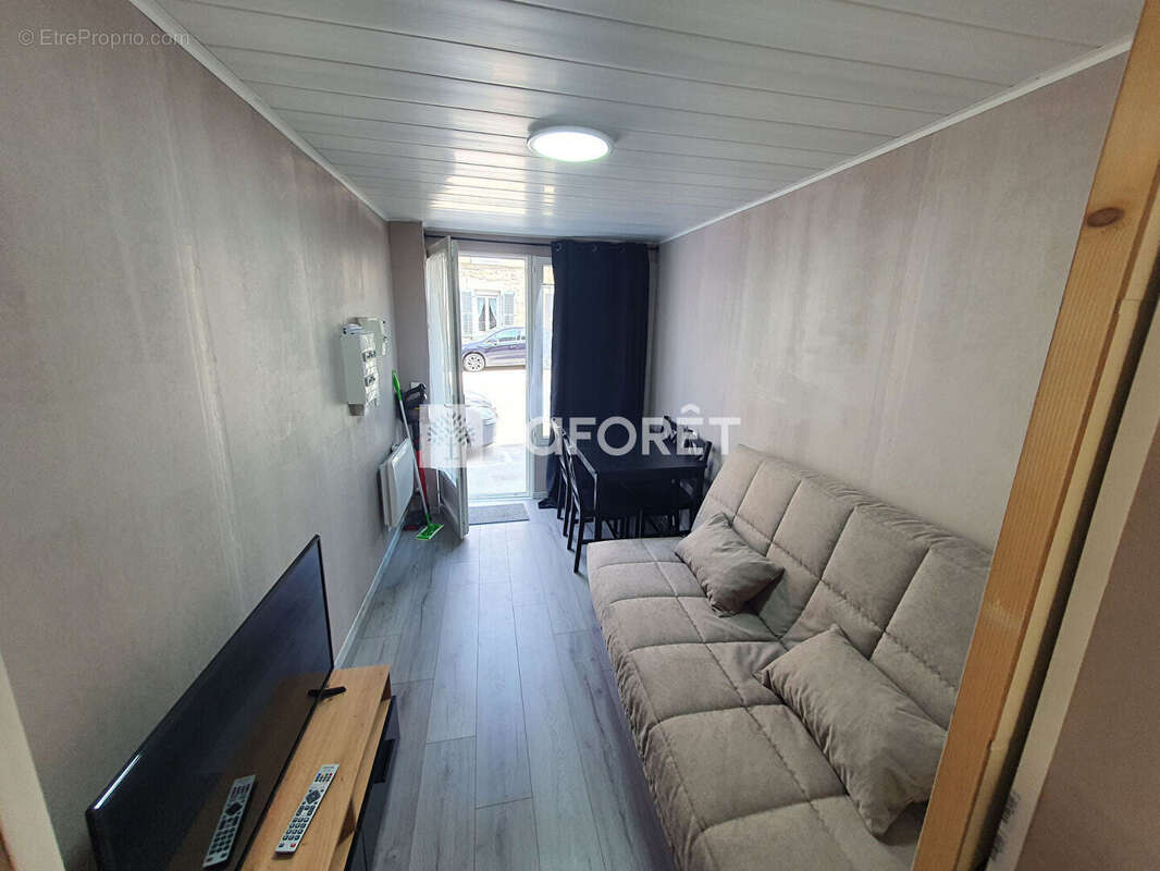 Appartement à SALINS-LES-BAINS