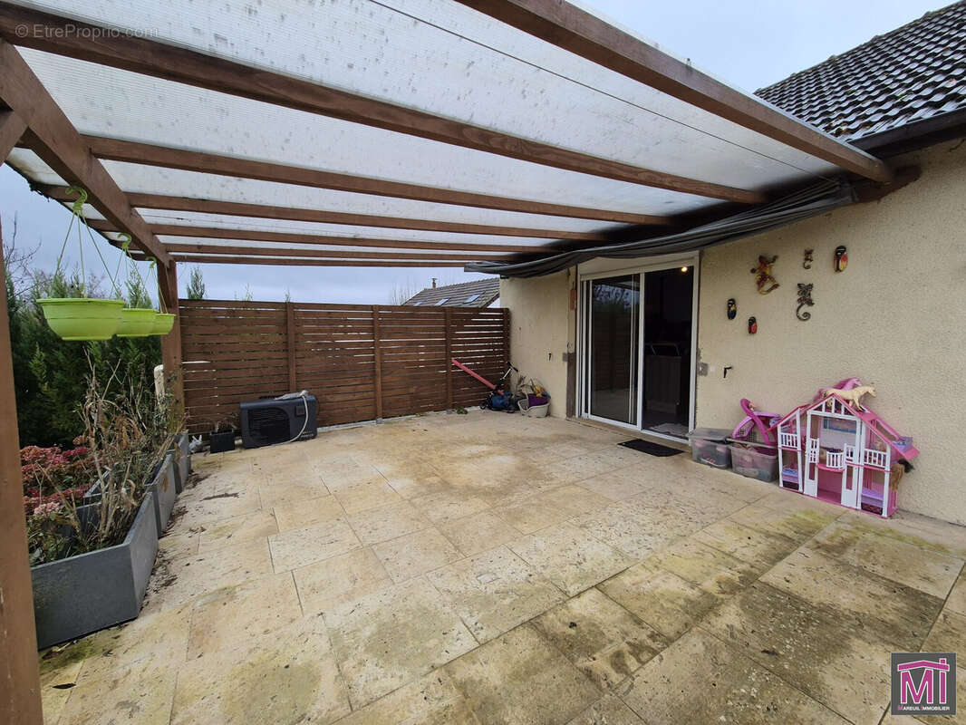 Maison à VILLERS-COTTERETS