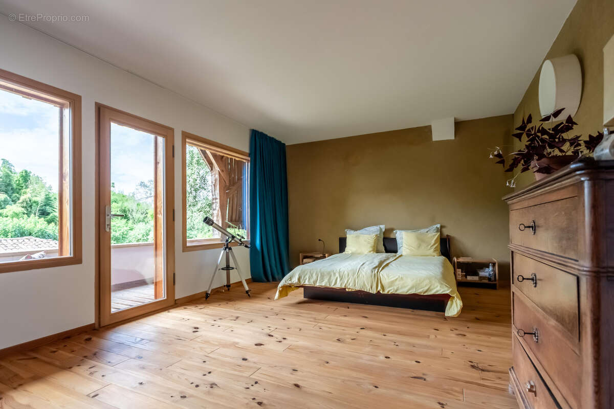 Propriété de campagne avec gîte et piscine - photo 40