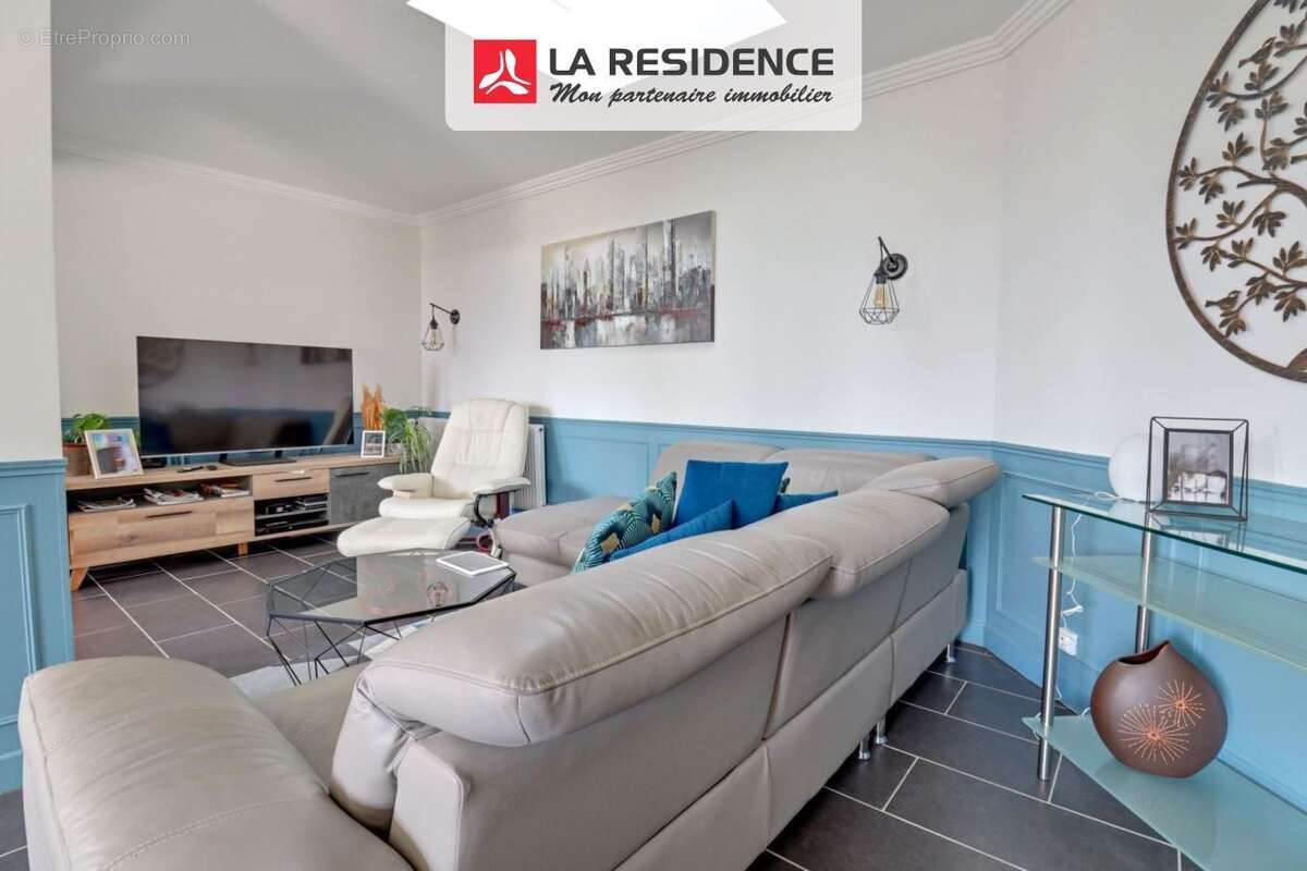 Maison 170 m² à Freneuse  - photo 6