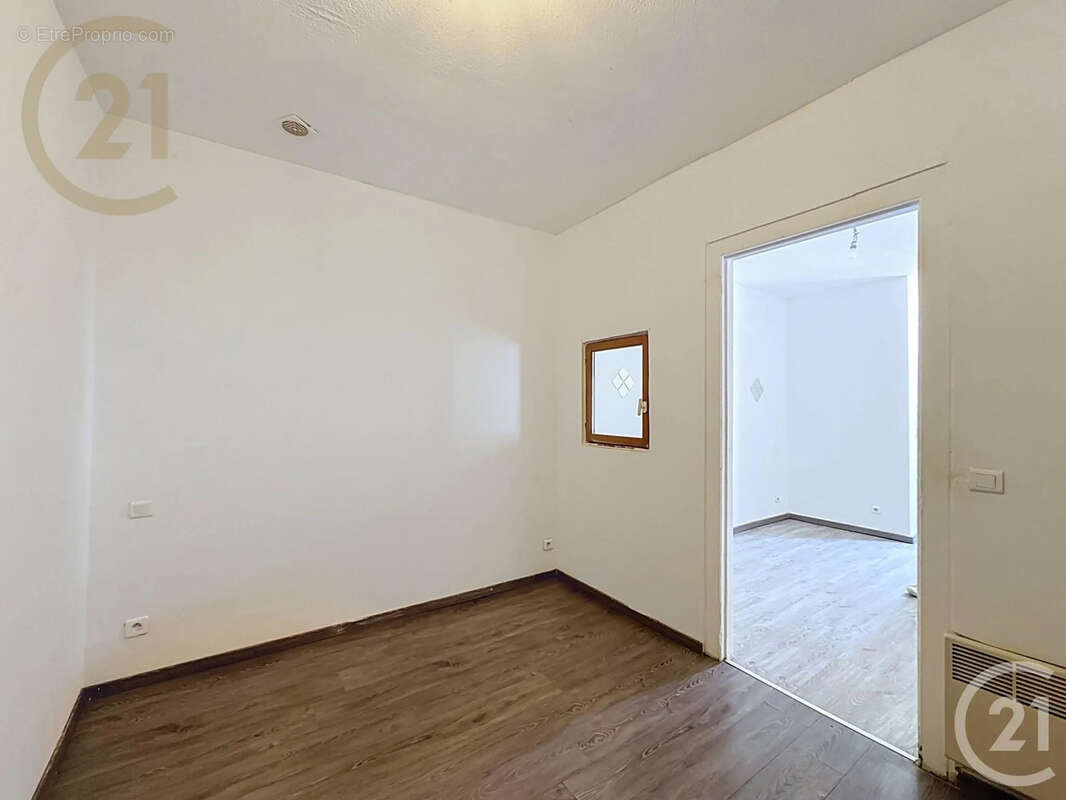 Appartement 2 pièces 30 m² à vendre à Sete (34200) - photo 2