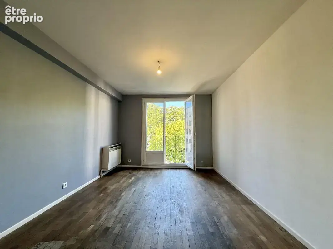 Dijon – Appartement traversant 62 m² avec vue sur l’Ouche, proche du Parc de la Colombière - photo 3