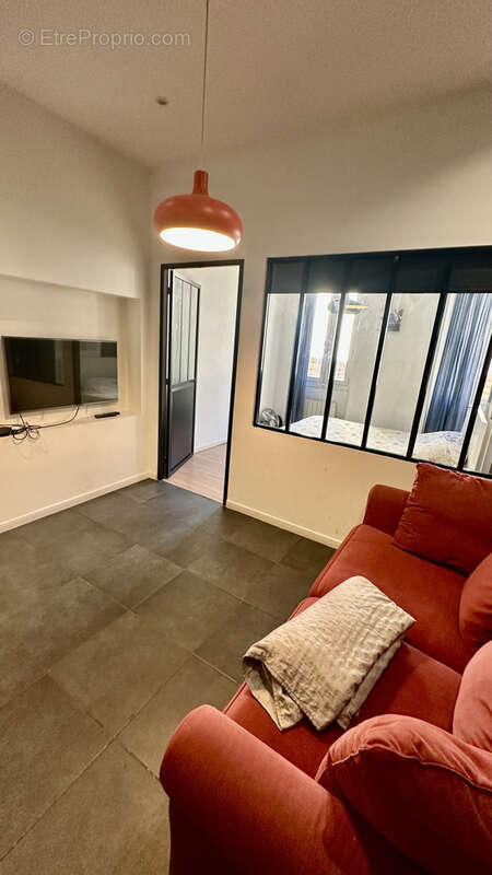 Appartement à MARSEILLE-2E