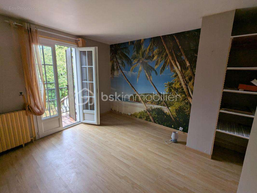 2 Maisons    proche St Emilion      de 150 m2 et 100m2                180000€        St Pey D'armens - photo 6