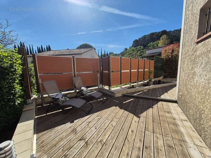 Maison à SOLLIES-VILLE