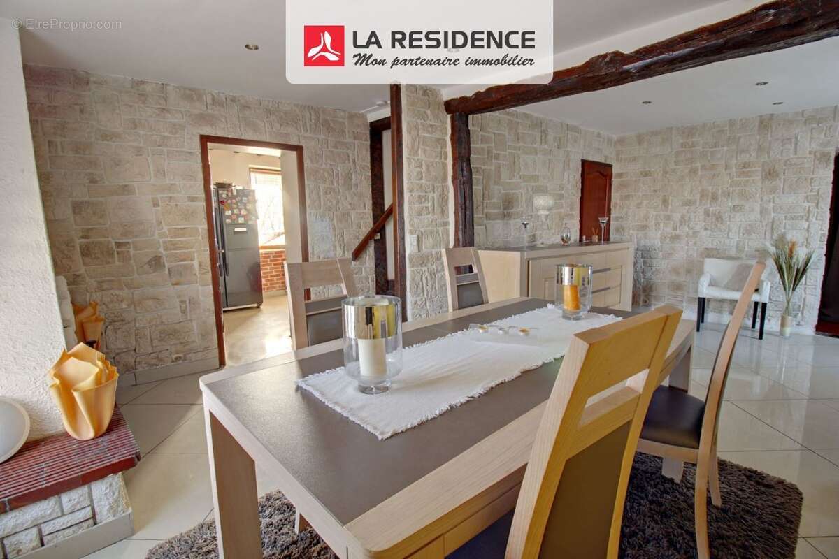 Maison à TESSANCOURT-SUR-AUBETTE