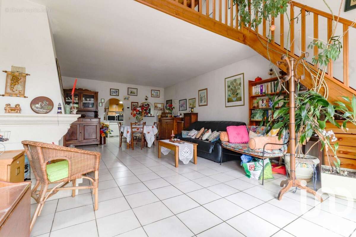 Photo 5 - Maison à SAULX-LES-CHARTREUX