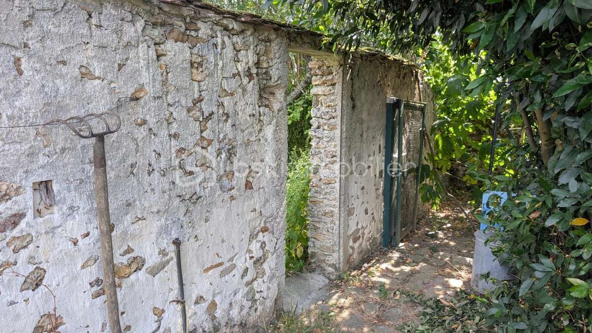 Exclusivité :  Maison rénovée avec grange et terrain constructible en sus (offert) - photo 29