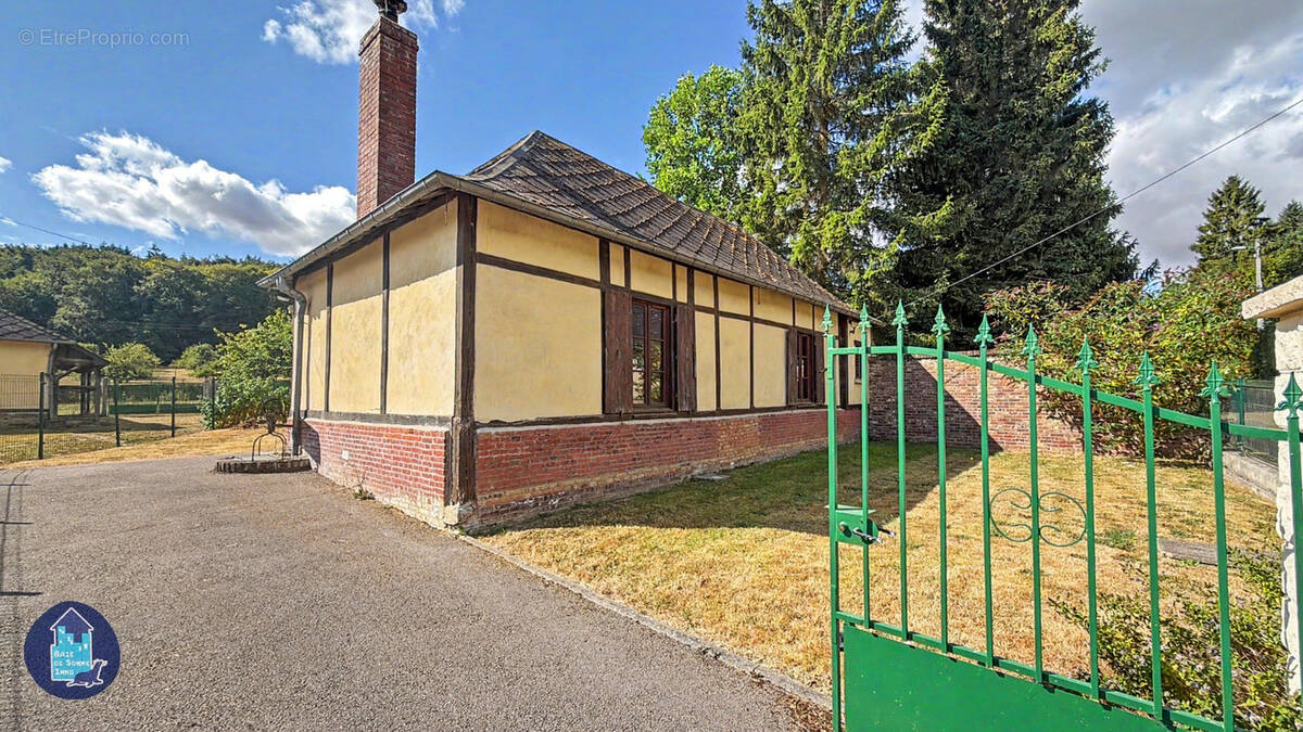 Maison à PIERRECOURT