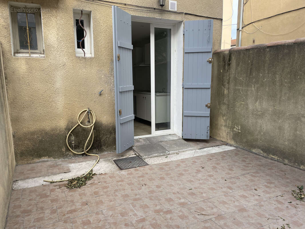 Avignon : maison de ville en exclusivité - photo 2