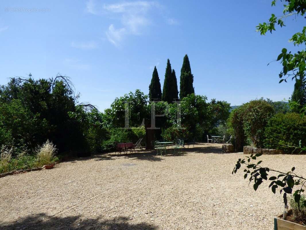 Appartement à VIENS