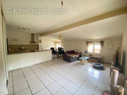 Appartement à FENDEILLE